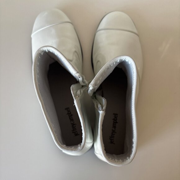 Jeffree Campbell Size 7.5 Patent White Ankle Boot Zipper Black Sole Gretta - Picture 8 of 12